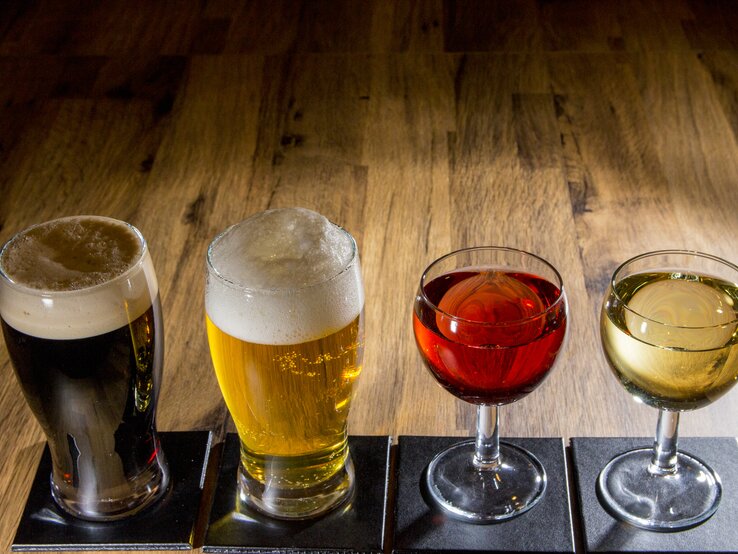 Bier und Wein | © iStock/Tracey Media