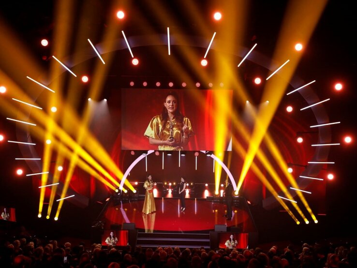 Sängerin Jasmin Wagner singt auf der Gala. | © BILD der FRAU