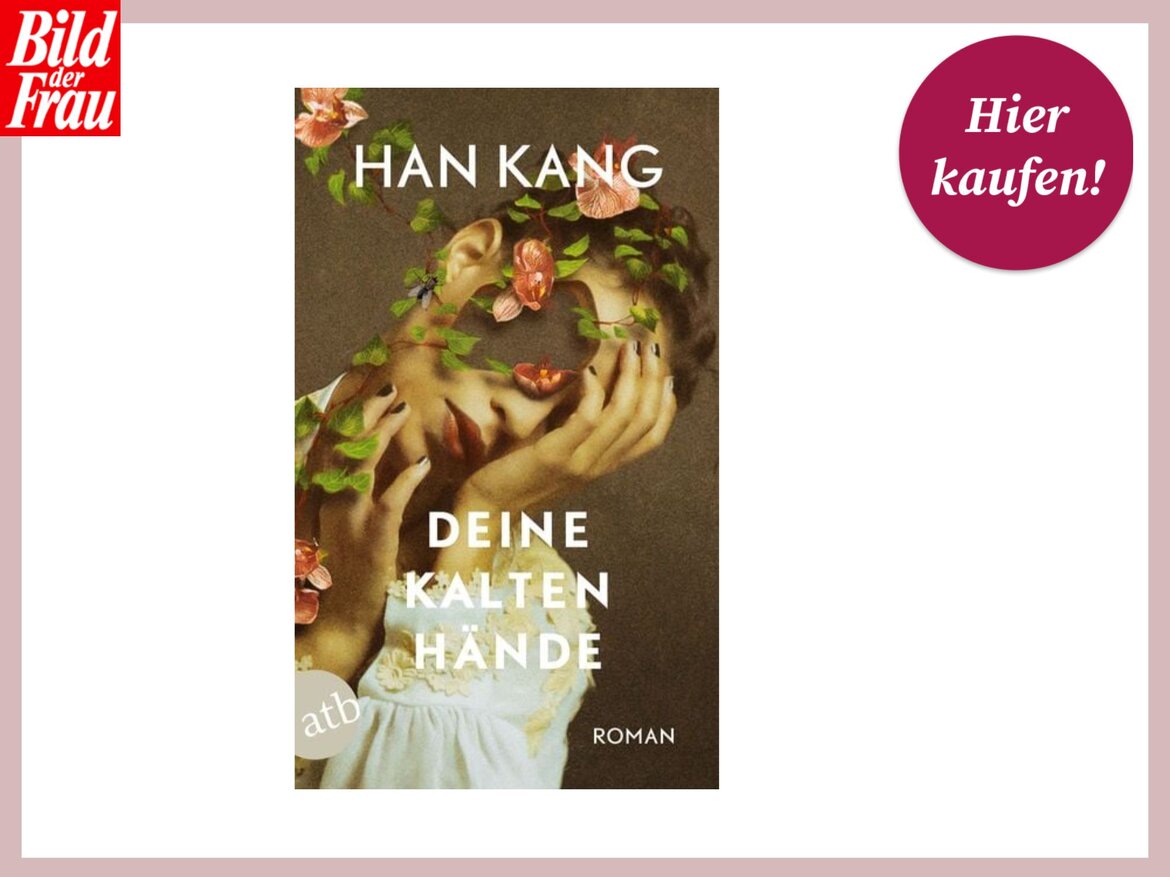 Buchcover von "Deine kalten Hände" von Han Kang mit einem Gesicht, das teils von Blumen und Ranken verdeckt wird. | © Thalia