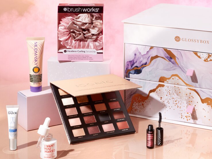 Werbebild des Glossybox-Adventskalenders mit Sneak Peek Produkten. | © Glossybox