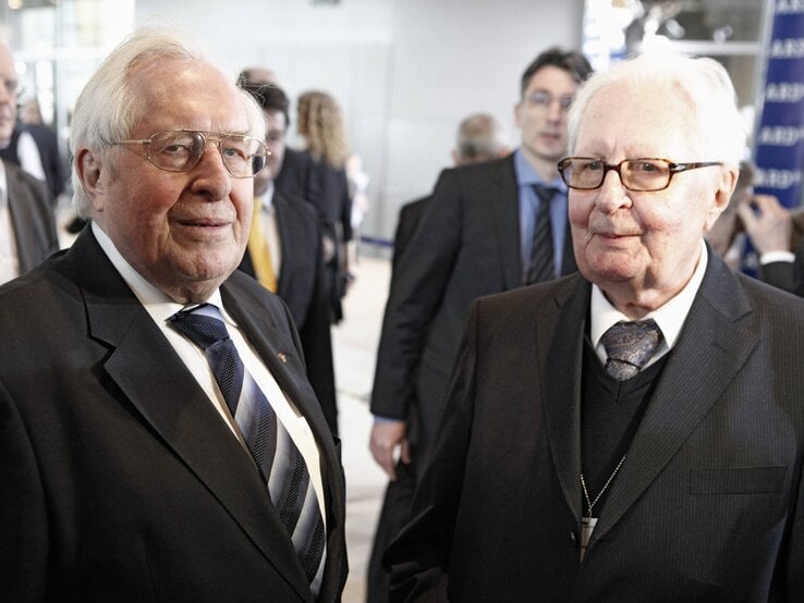 Hans-Jochen und Bernhard Vogel | © IMAGO / Stefan Zeitz